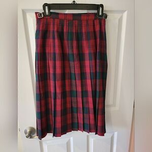 %100 wool vintage plaid skirt